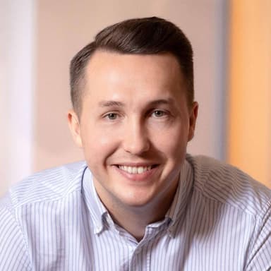 Telavox runs high-impact B2B webinars from their own professional studio, streaming directly through Univid. With topics like how AI transforms business calls, they combine expert insights with audience questions via Q&A. The result? Engaging and beautiful sessions that deliver real value to an audience of B2B professionals - every time.